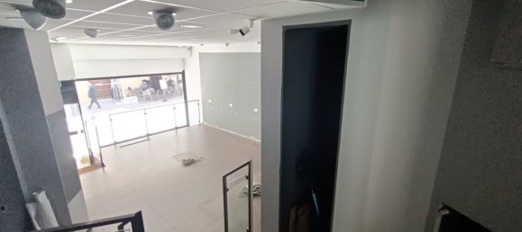 92m² Commercial property in Terni, Italy No. 313982 2