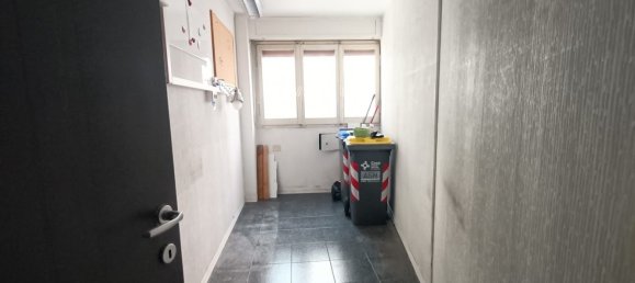 92m² Commercial property in Terni, Italy No. 313982 8