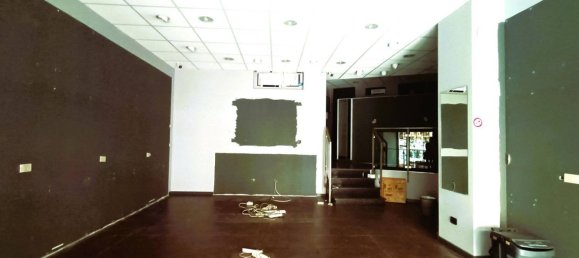 92m² Commercial property in Terni, Italy No. 313982 9