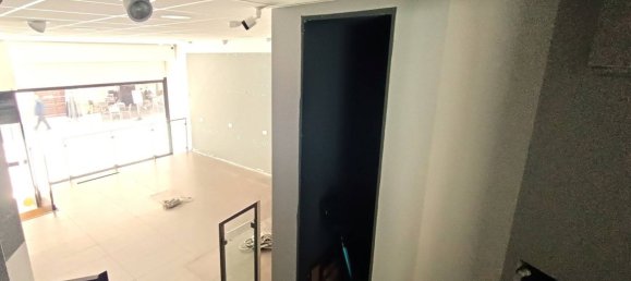 92m² Commercial property in Terni, Italy No. 313982 18