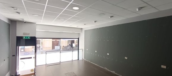 92m² Commercial property in Terni, Italy No. 313982 3