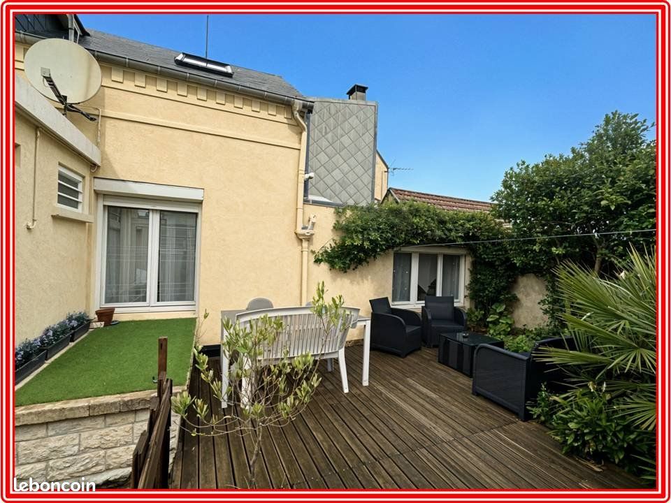 2 bedrooms House in Le Havre, France No. 361943