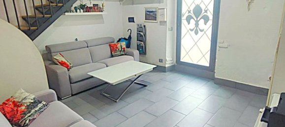 5 bedrooms House in Scandicci, Italy No. 380361 18