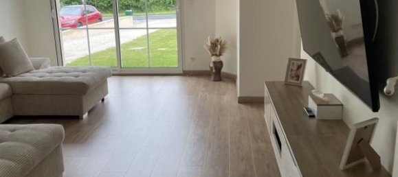 3 bedrooms Villa in Barbezieux-Saint-Hilaire, France No. 113251 5