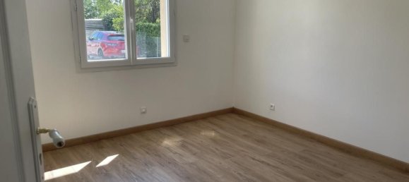 3 bedrooms Villa in Barbezieux-Saint-Hilaire, France No. 113251 11