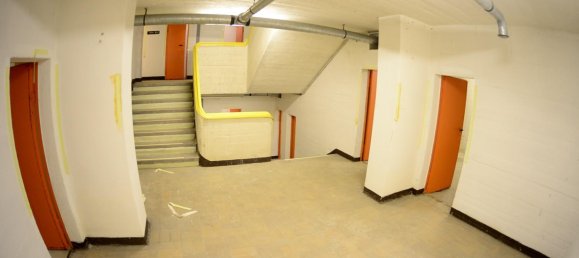 50 rooms Warehouse in Emden, Germany No. 76465 5