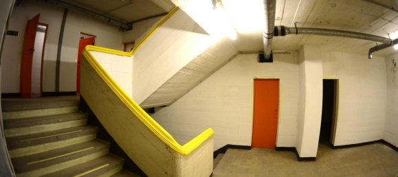 50 rooms Warehouse in Emden, Germany No. 76465 20