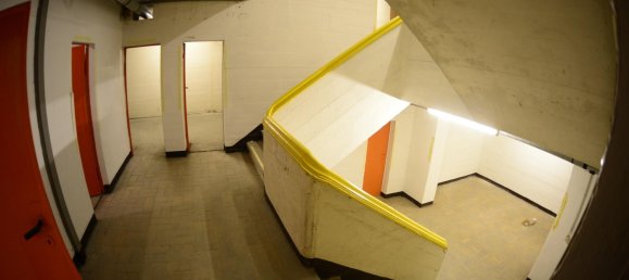 50 rooms Warehouse in Emden, Germany No. 76465 8