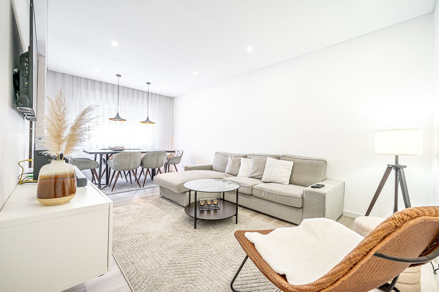 3 bedrooms Apartment in Rio de Mouro, Portugal No. 259094