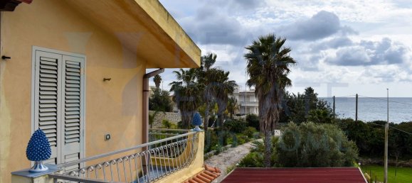 Villa de 2 dormitorios en Noto, Italy No. 92026 32