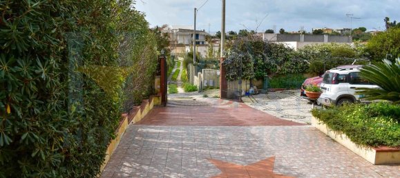 Villa de 2 dormitorios en Noto, Italy No. 92026 41