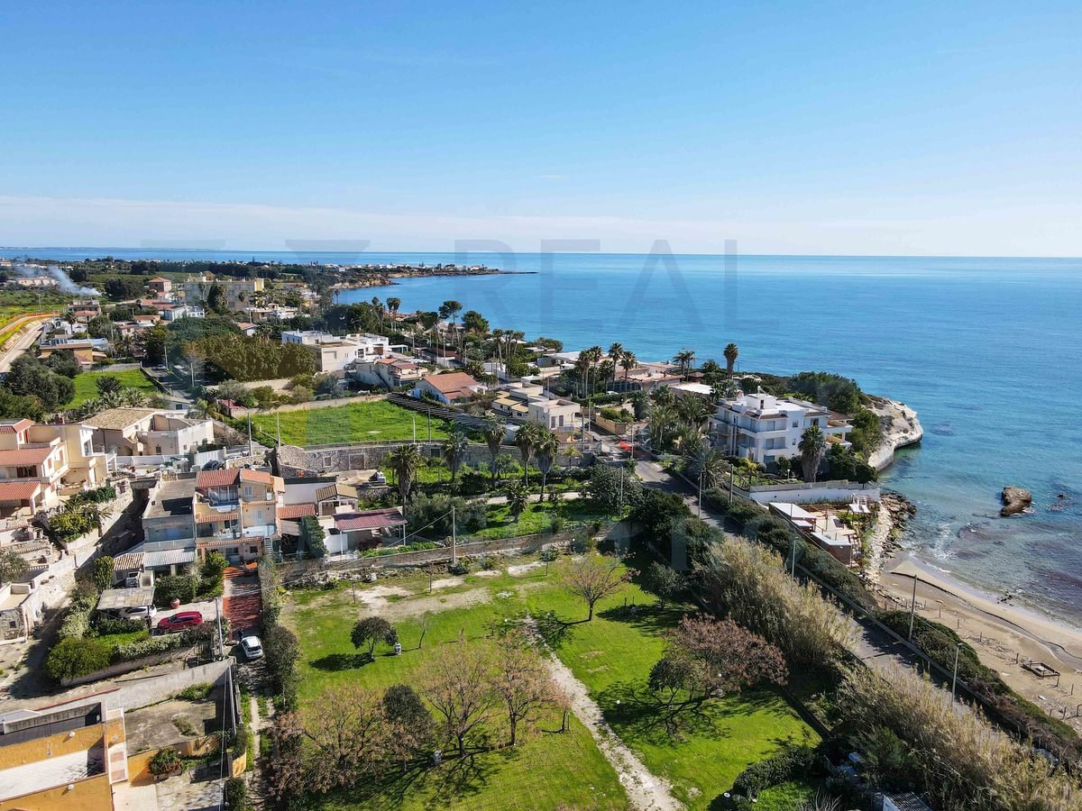 Villa de 2 dormitorios en Noto, Italy No. 92026