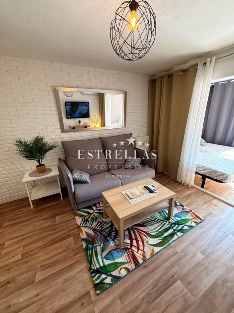 1 bedroom Apartment in Benidorm, Spain No. 133299