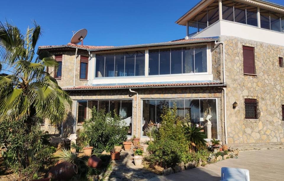 265m² Villa in Incekum, Turkey No. 18370