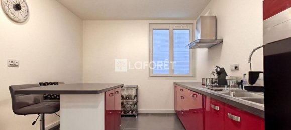 3 bedrooms Apartment in Joue-les-Tours, France No. 209467 5