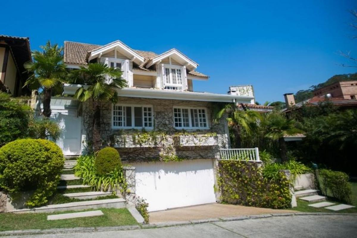 Casa de 3 dormitorios en Sao Paulo, Brazil No. 515781