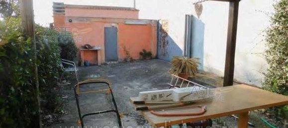 11 rooms House in Rome, Italy No. 15695 31