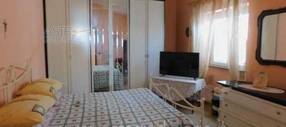 11 rooms House in Rome, Italy No. 15695 4