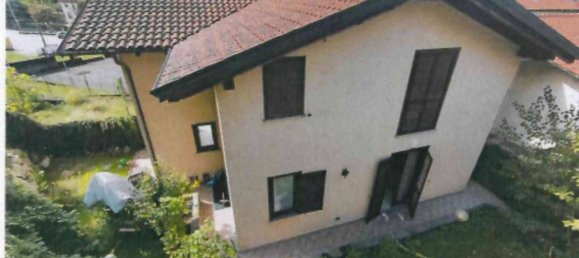 3غرفة شقة في Ferrera di Varese, Italy رقم 183603 24