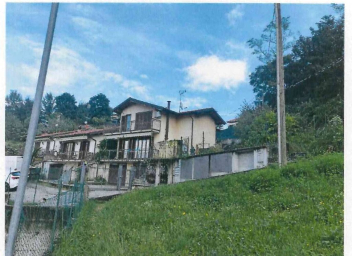 3غرفة شقة في Ferrera di Varese, Italy رقم 183603