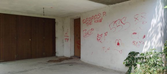 7 bedrooms House in San Prospero, Italy No. 347847 3