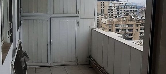 Apartamento de 3 dormitorios en Baku, Azerbaijan No. 297 8