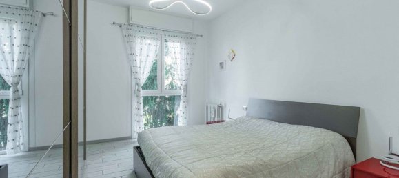 4 bedrooms Apartment in Milan, Italy No. 362716 15