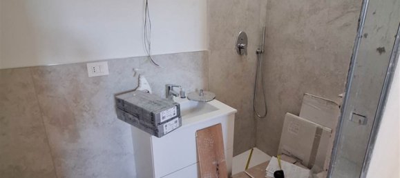 2 bedrooms Penthouse in Florence, Italy No. 314399 8