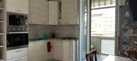 Apartamento de 3 dormitorios en Turin, Italy No. 317126 9