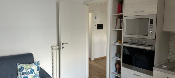 Apartamento de 3 dormitorios en Turin, Italy No. 317126 8
