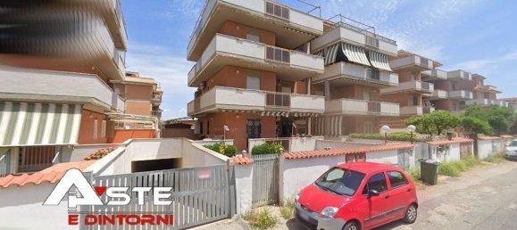 4 Schlafzimmer Wohnung in Ardea, Italy, Nr. 348231 23