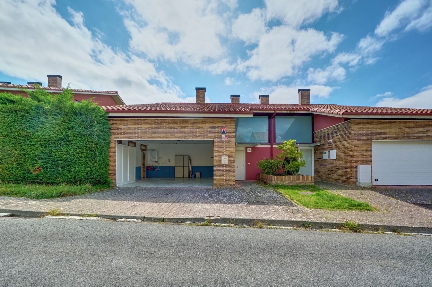 5 Schlafzimmer Haus in Chartered Community of Navarre, Spain, Nr. 182375