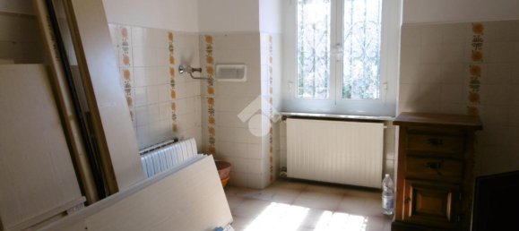3 rooms House in Genoa, Italy No. 30246 10