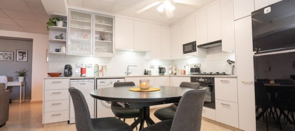 3 bedrooms Apartment in Paralimni, Cyprus No. 22592 8