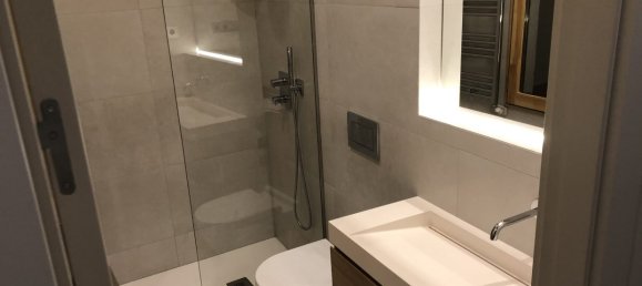 2 bedrooms Apartment in Ciutat Vella, Spain No. 25633 9