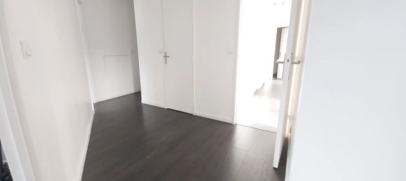 Квартира с 4 спальнями в Шель, Франция № 178631 17