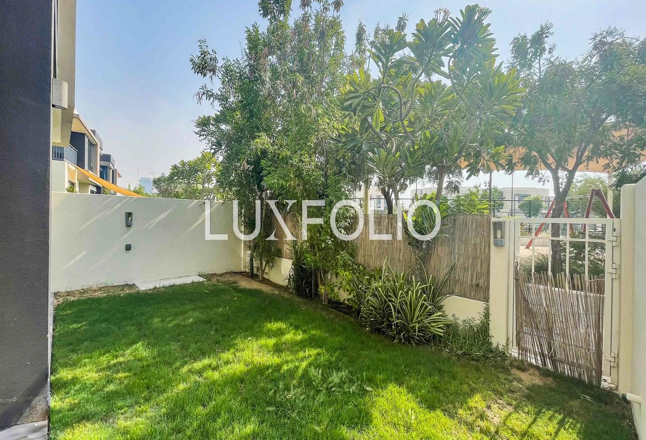 4 bedrooms Townhouse in Dubai Hills Estate, UAE No. 101428