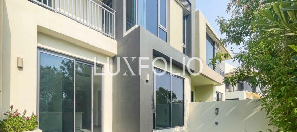 4 bedrooms Townhouse in Dubai Hills Estate, UAE No. 101428 2