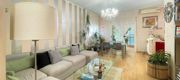 2 bedrooms Apartment in Turin, Italy No. 296371 8