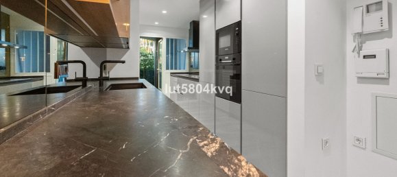 3 chambres Appartement à Marbella, Spain No. 170491 11