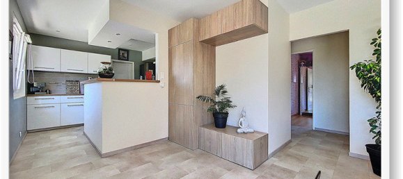 Casa de 3 dormitorios en Villemoirieu, France No. 205032 7