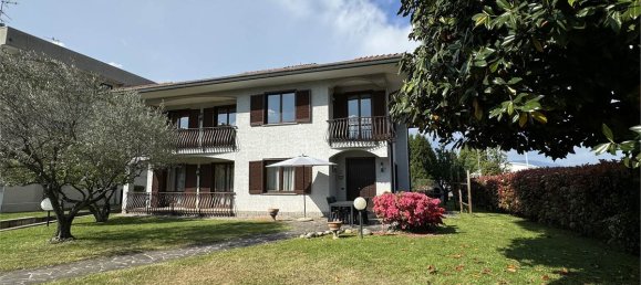 4 chambres Villa à Guanzate, Italy No. 310182 35