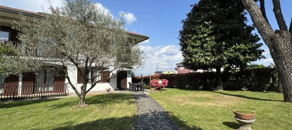 4 chambres Villa à Guanzate, Italy No. 310182 6