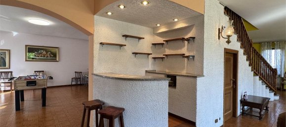 4 chambres Villa à Guanzate, Italy No. 310182 44