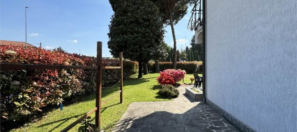 4 chambres Villa à Guanzate, Italy No. 310182 32