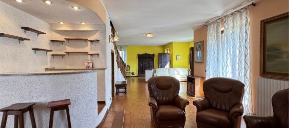 4 chambres Villa à Guanzate, Italy No. 310182 43