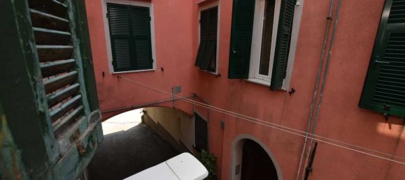 2 Schlafzimmer Wohnung in Altare, Italy, Nr. 36967 53