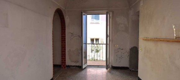 2 Schlafzimmer Wohnung in Altare, Italy, Nr. 36967 50