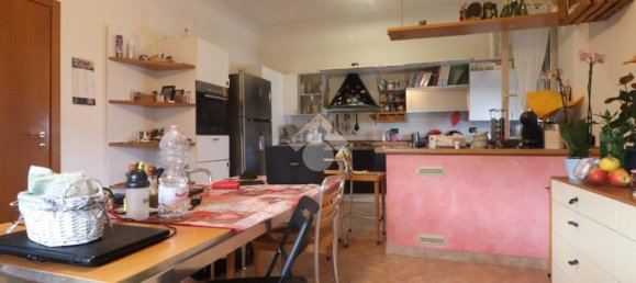 3 Schlafzimmer Villa in Porto Mantovano, Italy, Nr. 329572 6