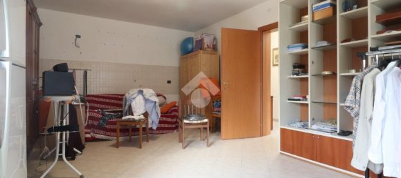 3 Schlafzimmer Villa in Porto Mantovano, Italy, Nr. 329572 15